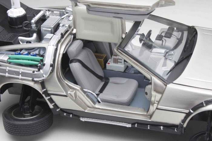 DE LOREAN "Back to the Future II" - Image 6