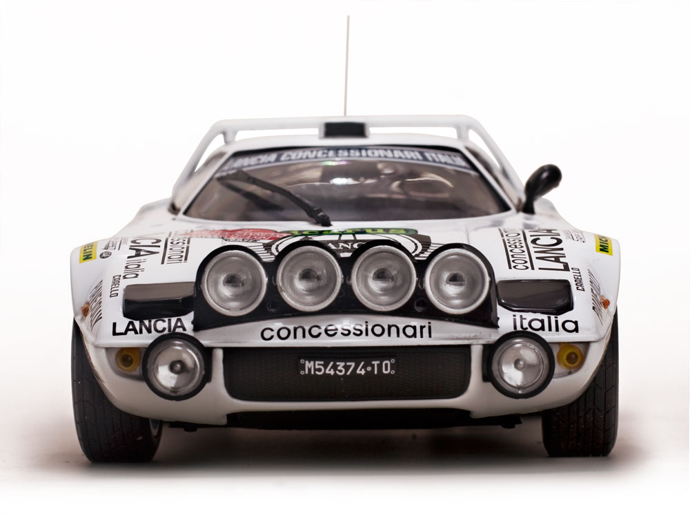 LANCIA STRATOS HF RALLY – Tony / M.Mannini – sunstarmodelcars