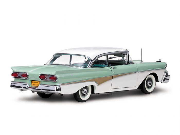 1958 Ford Fairlane 500 HardTop - Image 2