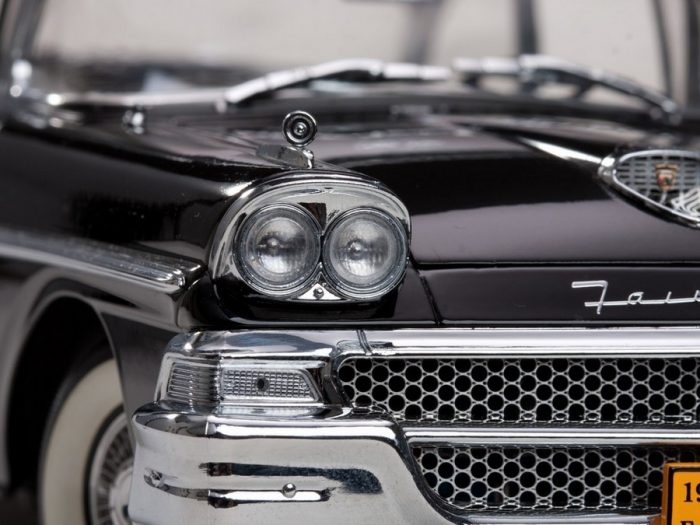 1958 Ford Fairlane 500 HardTop - Image 2