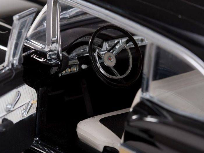 1958 Ford Fairlane 500 HardTop - Image 3