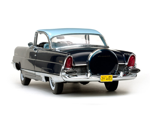 Diecast Car 1:18 1956 Lincoln Premiere Yellow Platinum