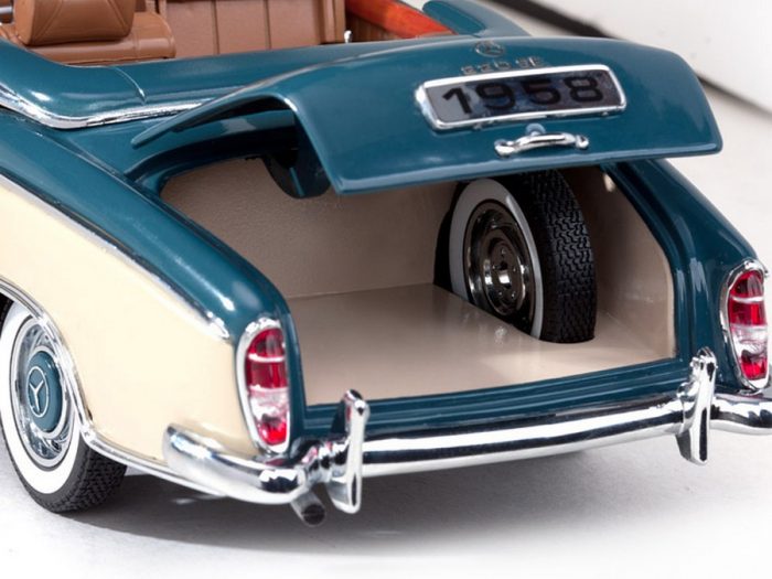 1958 MERCEDES-BENZ 220SE OPEN CONVERTIBLE - Image 7