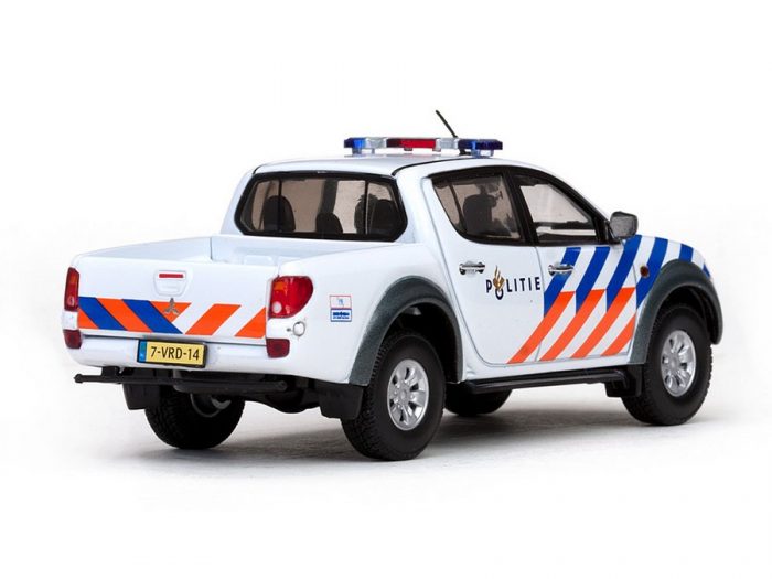 Mitsubishi L200 - Image 2