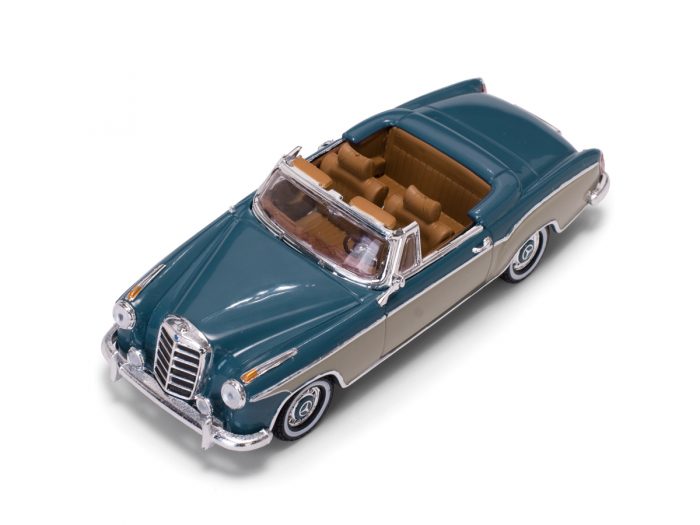 Mercedes-Benz 220 SE Cabriolet - Image 4