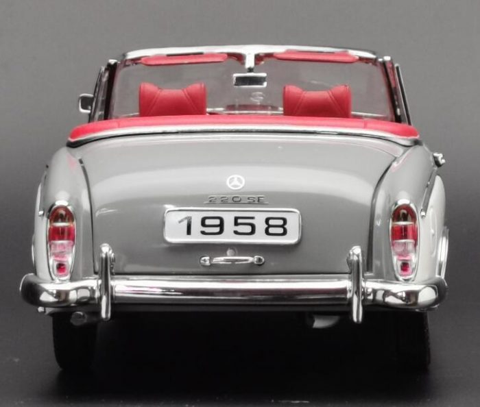1959 Mercedes-Benz 220 SE Cabriolet - Image 4