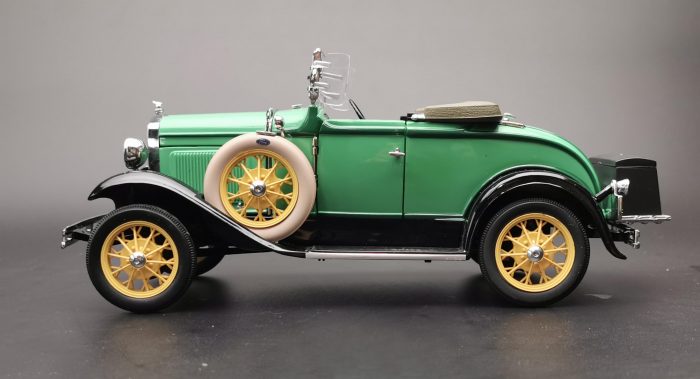 1931 Ford Model A Roadster - Reseda Green - Image 10