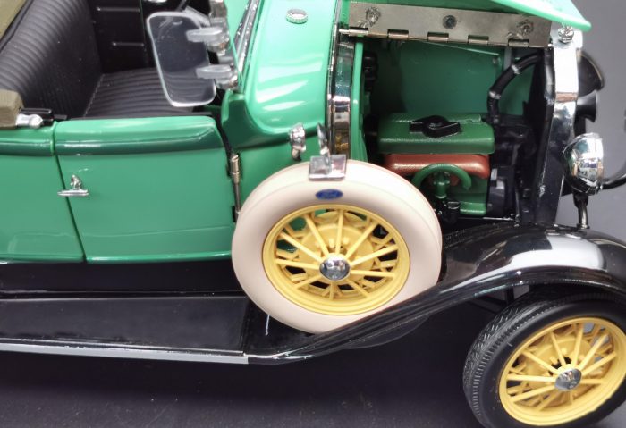 1931 Ford Model A Roadster - Reseda Green - Image 2