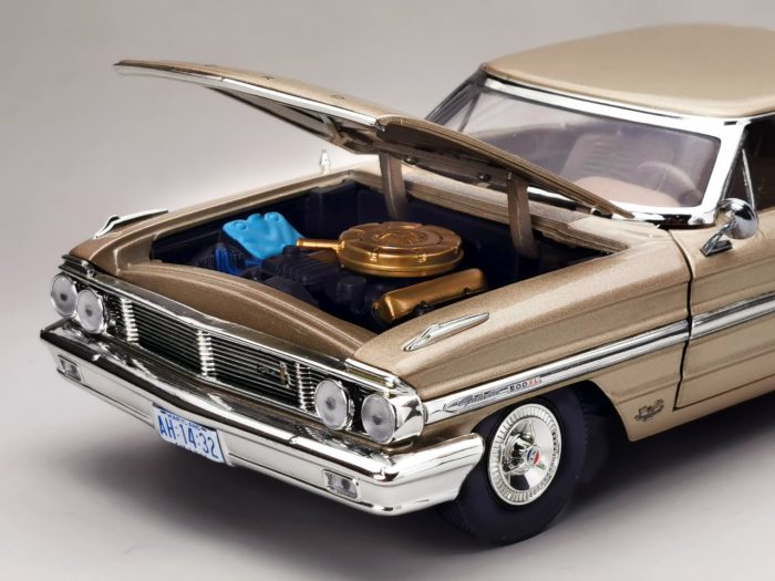 1964 Ford Galaxie 500/XL Hardtop - Chantilly Beige - Image 5
