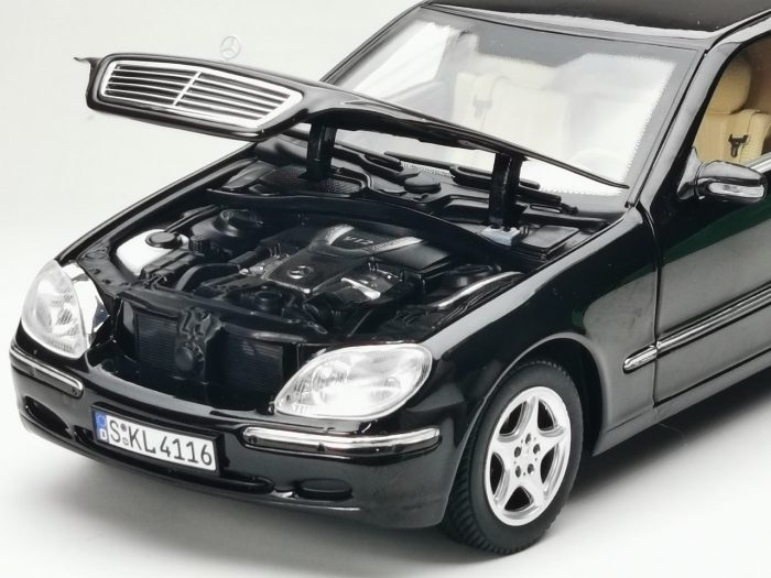 Mercedes-Benz S-Class Pullman - Image 12
