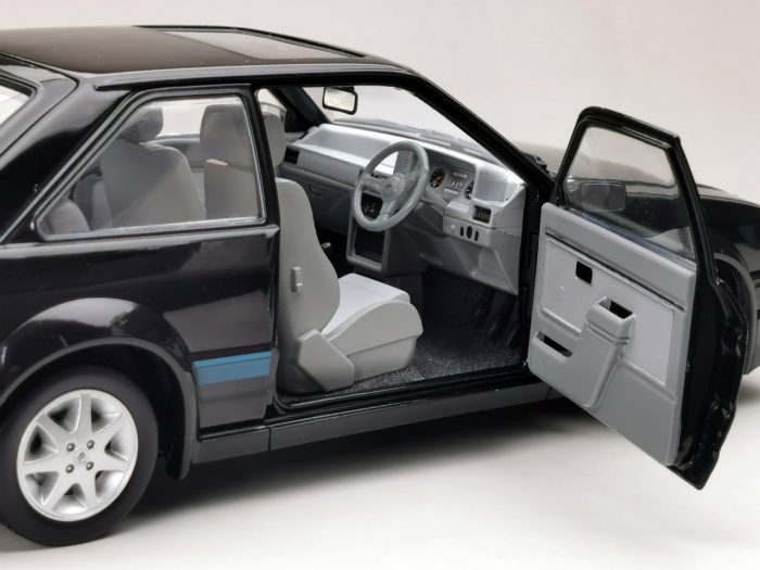 1984 Ford Escort RS Turbo - Black - Image 3