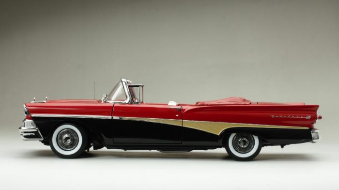 1958 Ford Fairlane 500 Open Convertible-Torch Red/Raven Black - Image 4