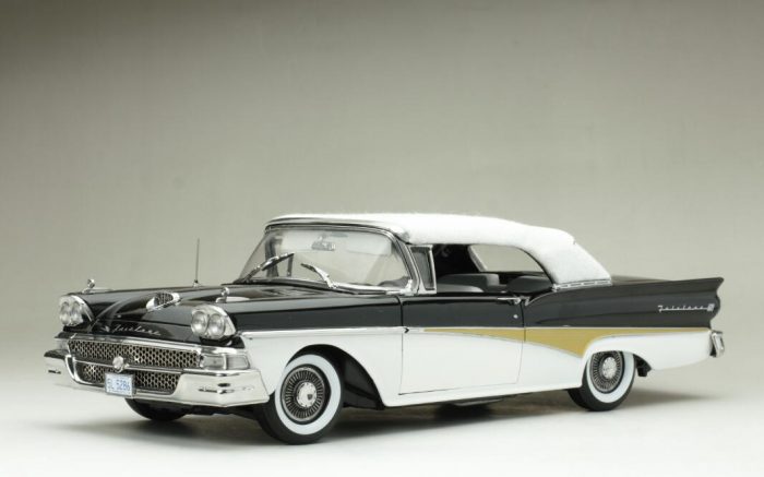 1958 Ford Fairlane 500 Closed Convertible - Image 2