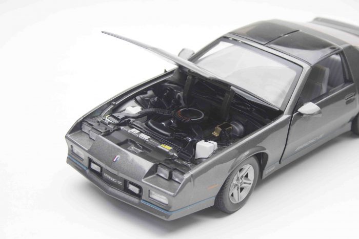 1985 Chevrolet Camaro IROC-Z - Image 9