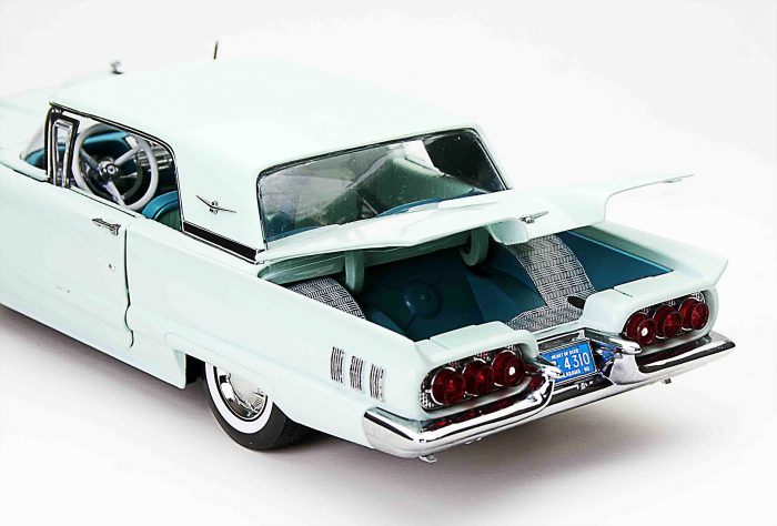 1960 Ford Thunderbird Hard Top - Aquamarine - Image 6