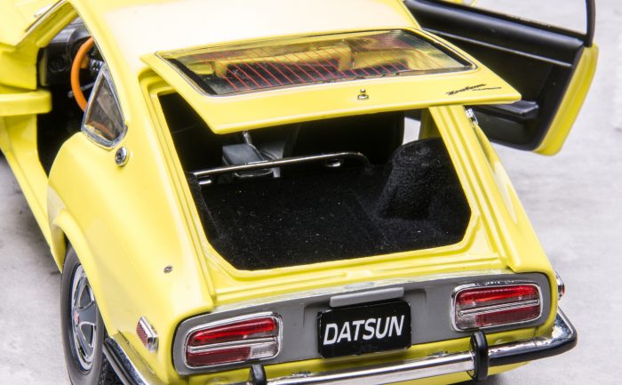 1972 Nissan Datsun 240Z - Yellow - Image 9