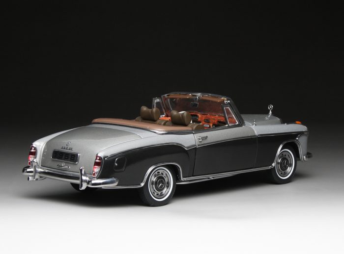 1960 Mercedes-Benz 220 SE Cabriolet - Grey / Dark Grey - Image 9