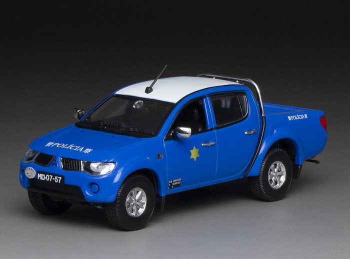 Mitsubishi L200 -Macau Police Department (limited edition 499pcs)