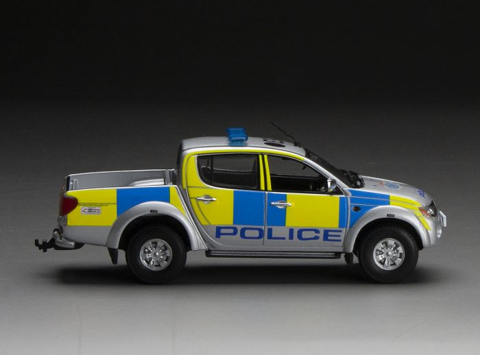 Mitsubishi L200 - Gloucestershire Police Department ( Limited Edition 399pcs) - Image 7