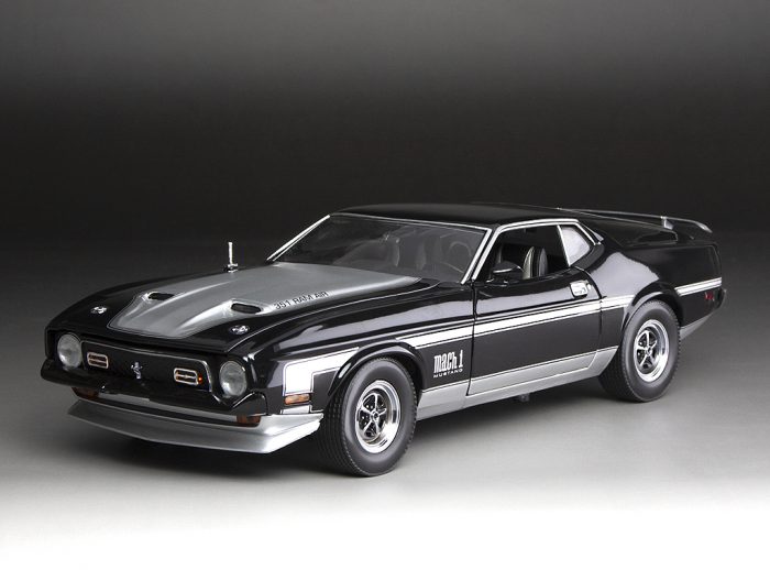 1971 Ford Mustang MACH 1 - Raven Black
