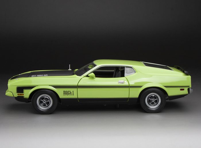 1971 Ford Mustang MACH 1 - Grabber Lime - Image 4