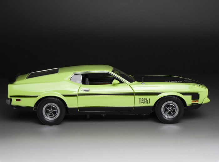 1971 Ford Mustang MACH 1 - Grabber Lime - Image 5