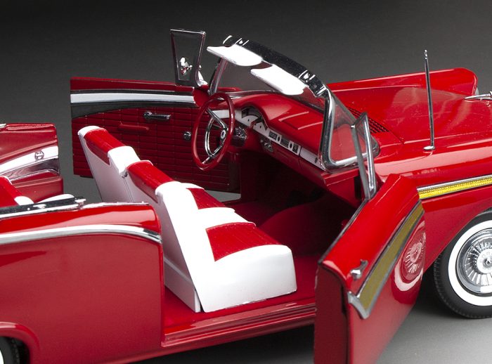 1957 Ford Fairlane 500 Skyliner - Flame Red - Image 10