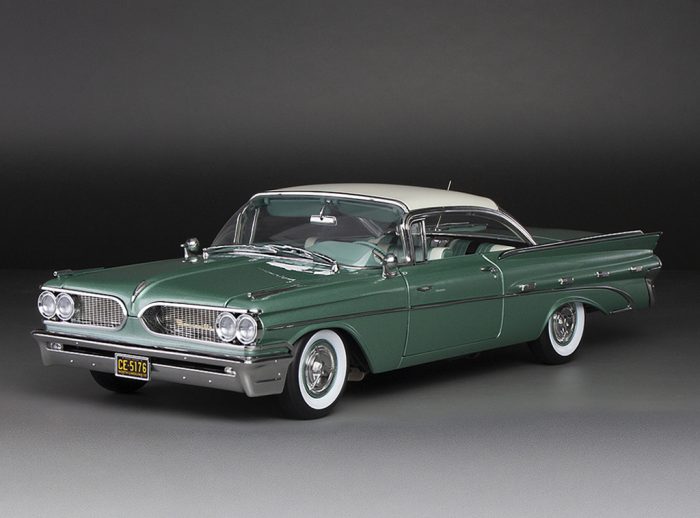 1959 Pontiac Bonneville Hardtop - Cameo Ivory / Jademist Green