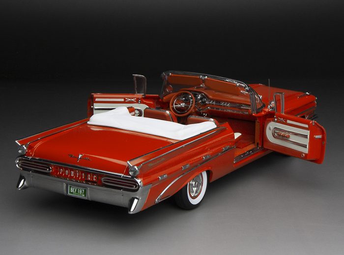 1959 Pontiac Bonneville Open Convertible - Sunset Glow - Image 11