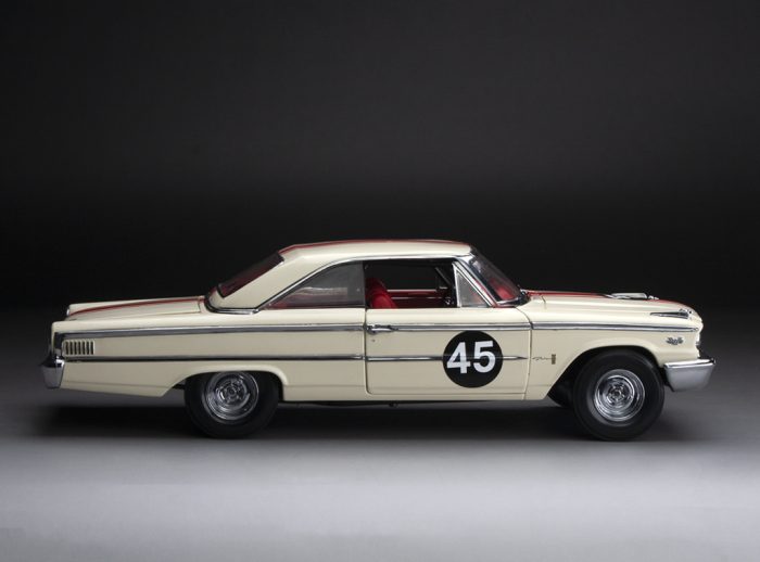 1963 Ford Galaxie 500/XL- #45 Jack Sears- Winner 1963 British Saloon Car Championship - Image 4