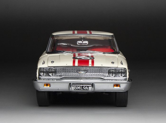 1963 Ford Galaxie 500/XL- #45 Jack Sears- Winner 1963 British Saloon Car Championship - Image 5
