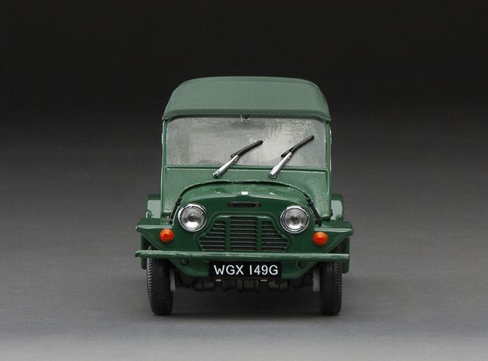 Military Vehicle - Green (with 2 resin figures) - Image 7