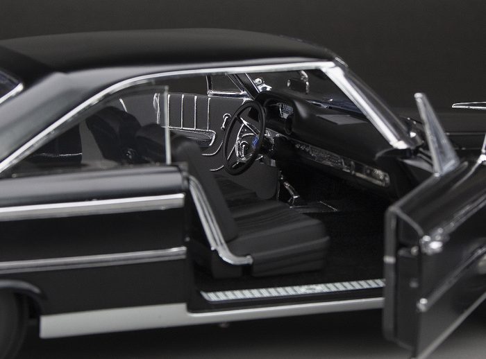 1963 Ford Galaxie 500/XL Hardtop - Semi-GlossBlack - Image 10