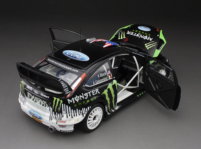 Ford Focus RS - Ken Block - 2010 Rallyday show at Castle Coombe Circuit - Image 8
