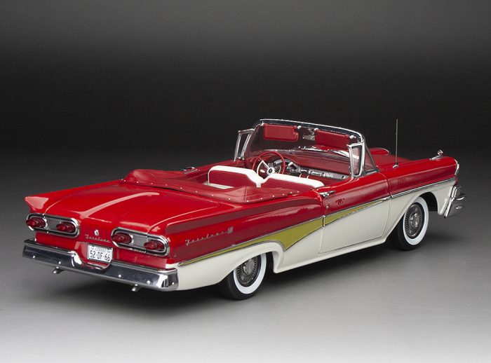 1958 Ford Fairlane Open Convertible - Torch Red/White - Image 3
