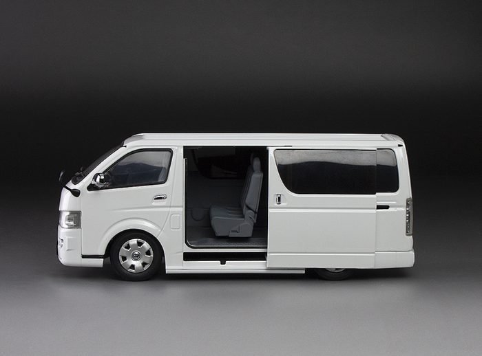 Toyota H200 HiAce Van SuperGL -  White - Image 3