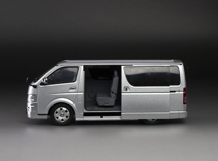 Toyota H200 HiAce Van SuperGL - Silver - Image 4