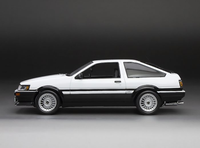 1985 Toyota Corolla Levin (AE86) - White/Black - Image 7
