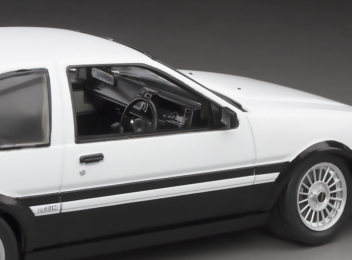 1985 Toyota Corolla Levin (AE86) - White/Black - Image 10