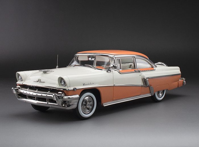 1956 Mercury MontClair Hard Top with spare tire - Glamour Tan/Classic White