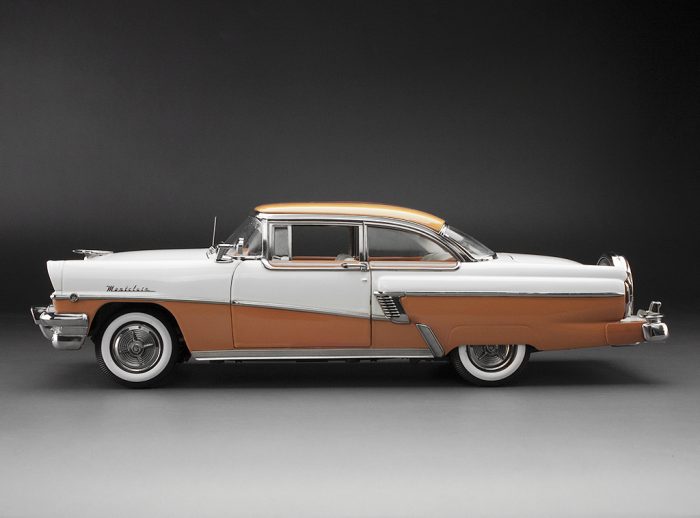 1956 Mercury MontClair Hard Top with spare tire - Glamour Tan/Classic White - Image 7