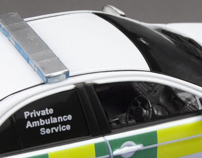Mitsubishi Lancer Evolution X - UK Private Ambulance Service  (Limited Edition 499pcs) - Image 4