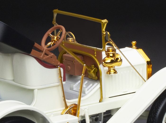 1908 Buick Model 10 - White - Image 8