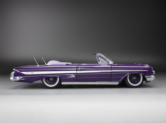 1961 Chevrolet Impala Open Convertilbe Lowrider (with movable suspension) – Purple - Image 7