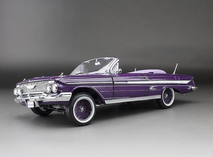 1961 Chevrolet Impala Open Convertilbe Lowrider (with movable suspension) – Purple