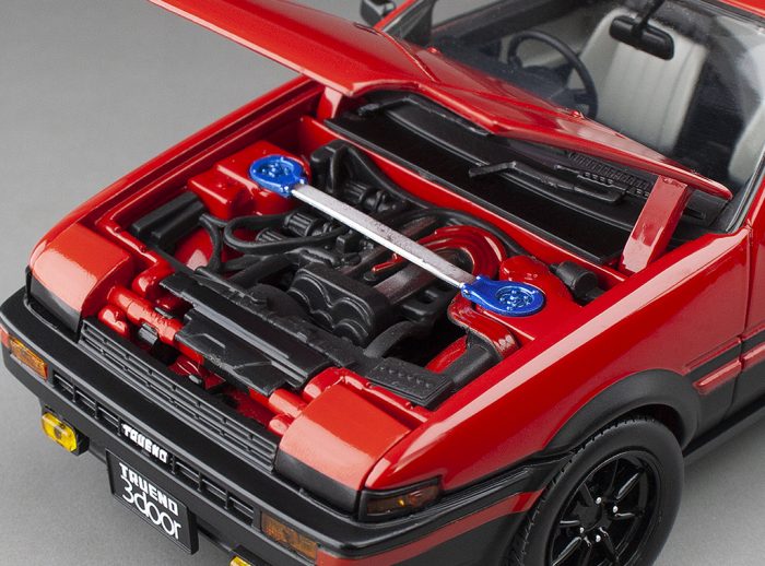 Toyota Sprinter Trueno GT Apex (AE86) - Red/Black - Image 9