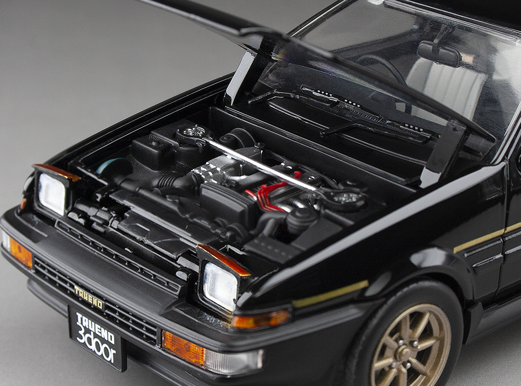 Toyota Sprinter Trueno GT Apex (AE86) – Black Limited