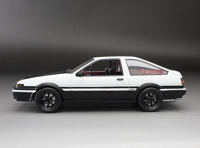 Toyota Sprinter Trueno GT Apex (AE86) - White/Black - Image 8