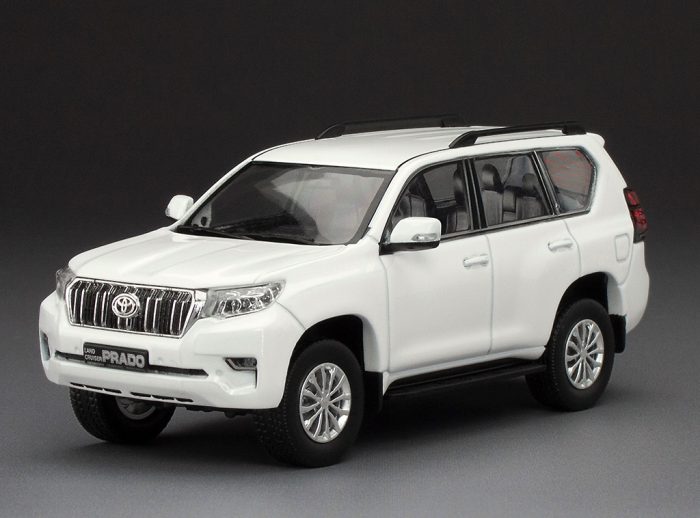Toyota Land Cruiser Prado 2018 - Glacier White (limited edition 399pcs)