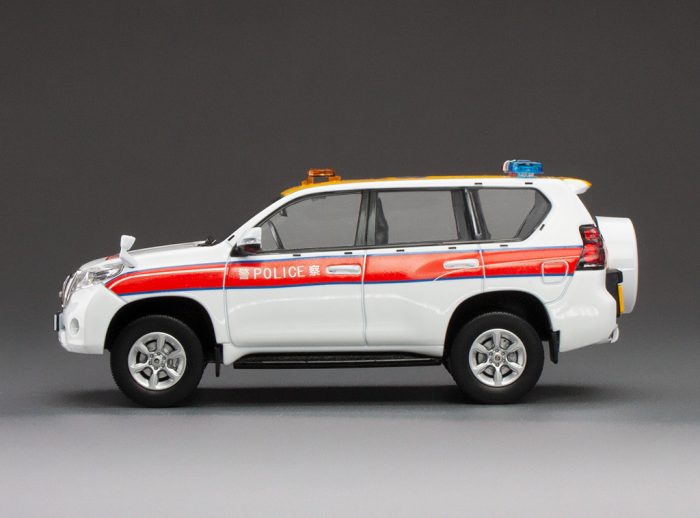 Toyota Land Cruiser Prado 2015 - HK Airport District (limited edition 499pcs) - Image 6